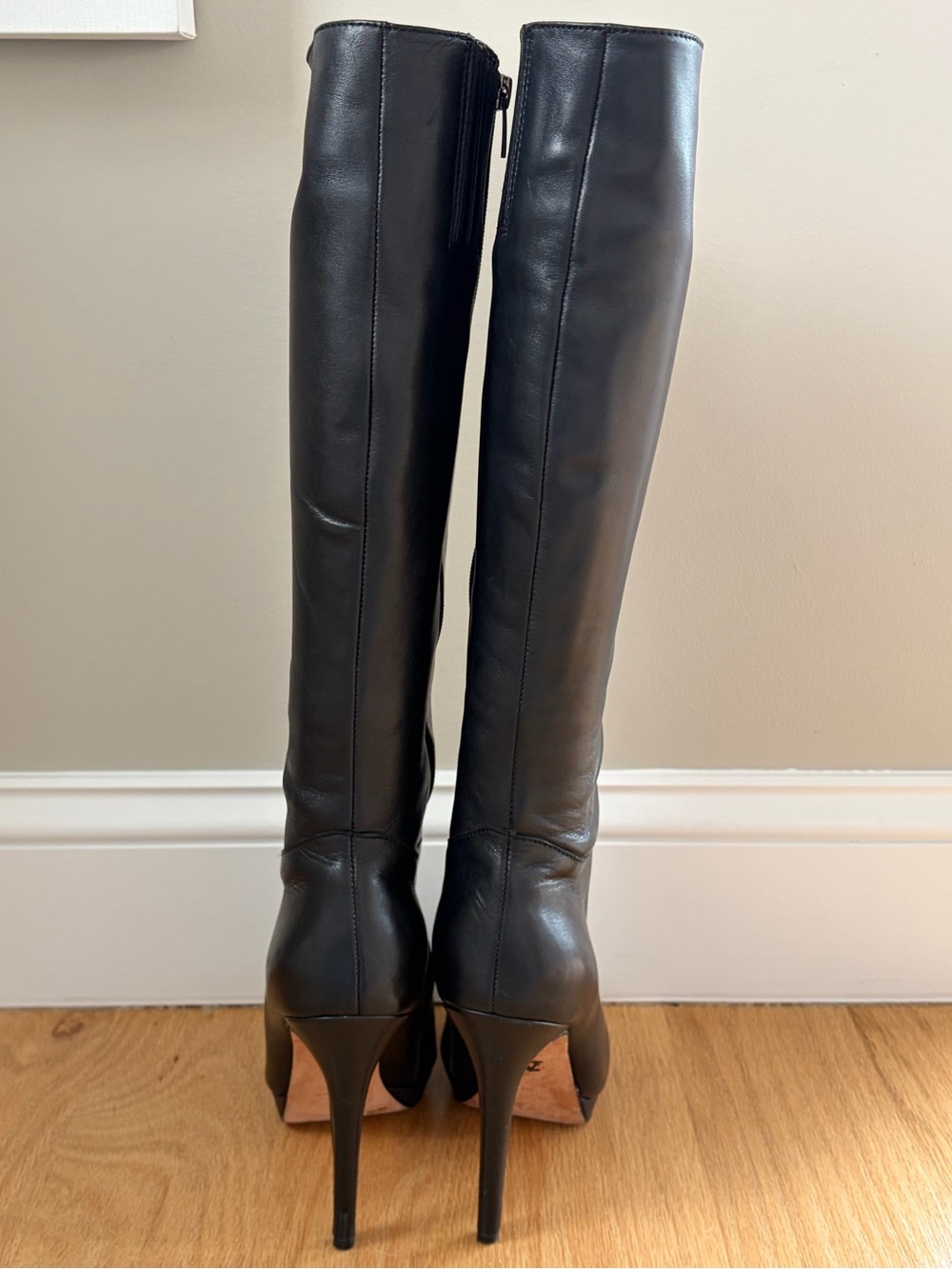 Vince Camuto Vi-Tami Black Leather Knee High Stiletto Platform Boots Sz 9 / 39 - Picture 7 of 16